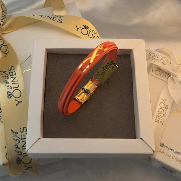 تصویر دوم دستبند طلا زنانه چرم بینهایت L116